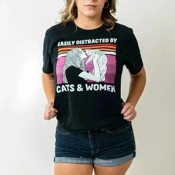 Bisexual Pride x Kitties Tee - Picture 3 of 4